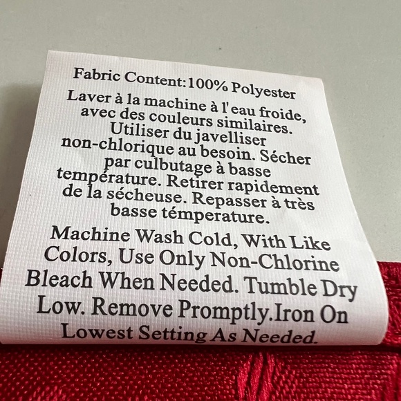 Festive Tablecloth 51"x 69" - Picture 5 of 5